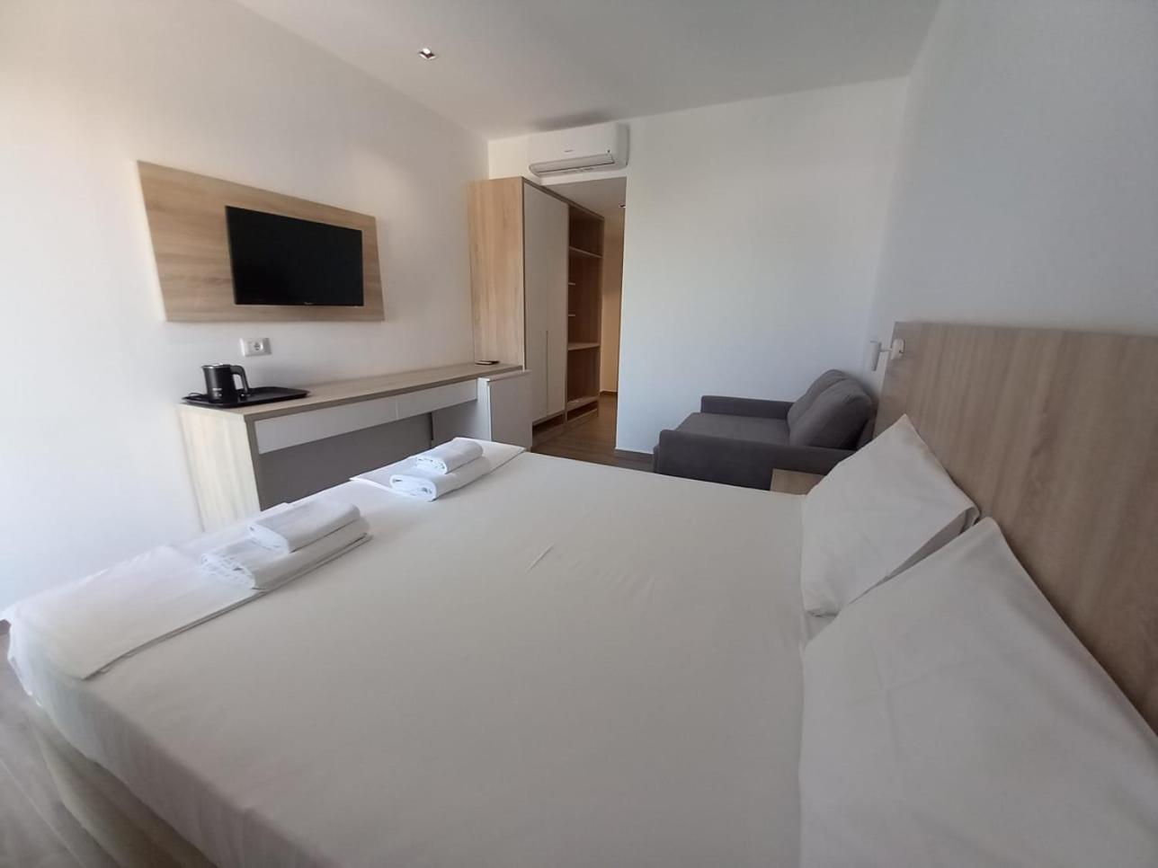 Ksamili 3*